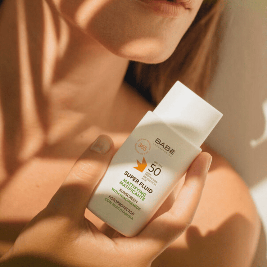 Babé Super Fluid Matificante SPF50 50 ml.