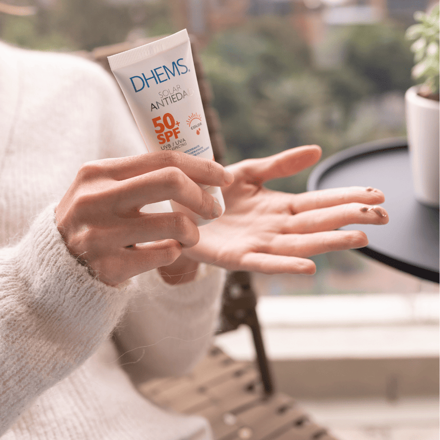 Dhems Protector Solar Antiedad 50 ml.