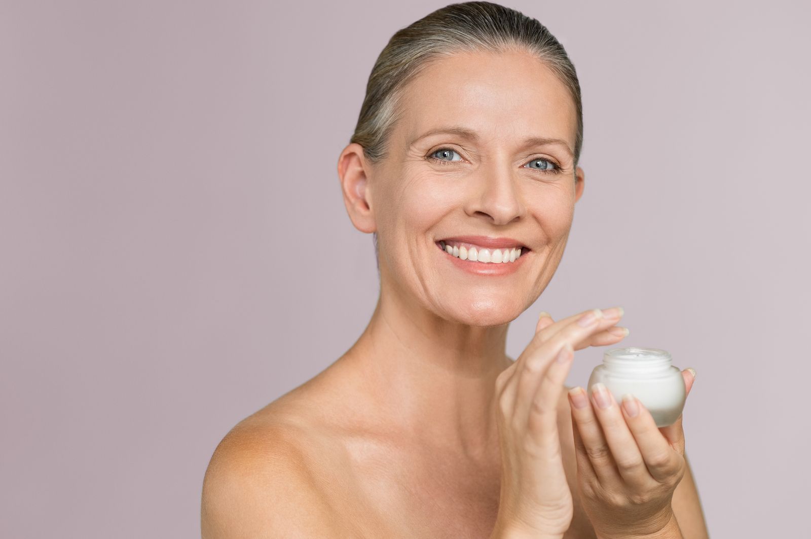 Rutina Skincare Post 40: Lo Que Realmente Funciona Según Dermatólogos
