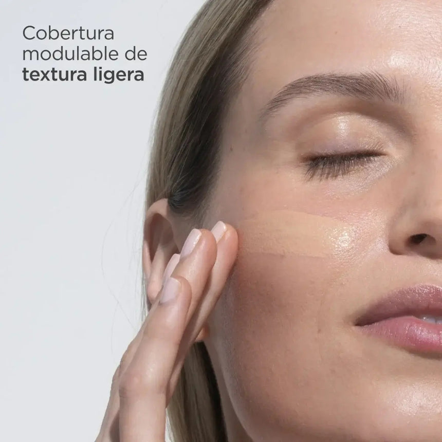 Base de maquillaje ISDIN Coverage SPF 50+ Pearl 30 g