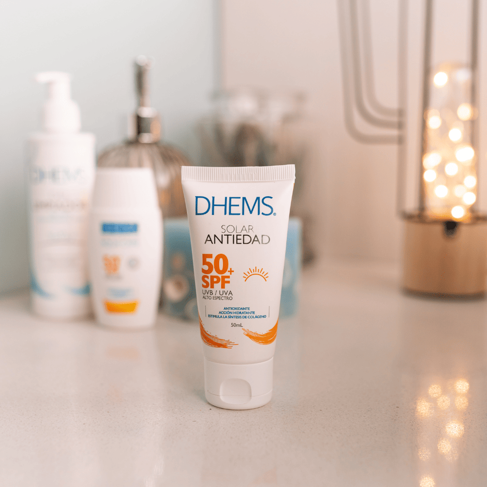 Dhems Protector Solar Antiedad 50 ml.