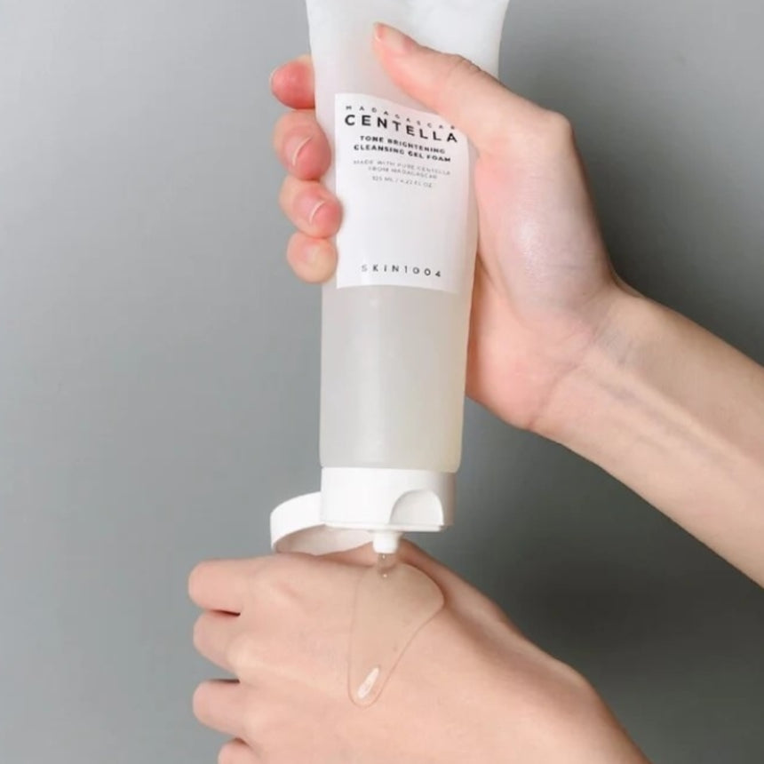 Gel Limpiador SKIN1004 Madagascar Centella Tone Brightening Cleansing Gel Foam 125 ml