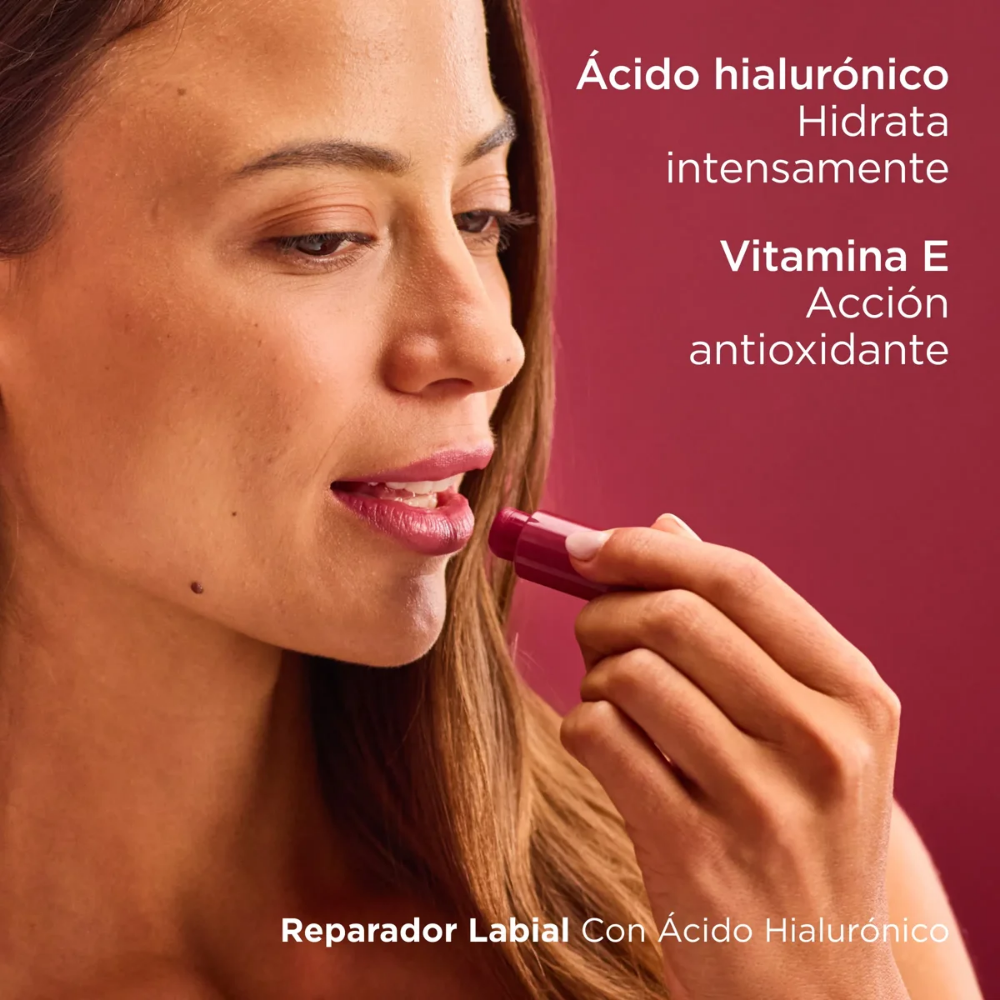 Bálsamo Labial Isdin Reparador Color Granate 4 g