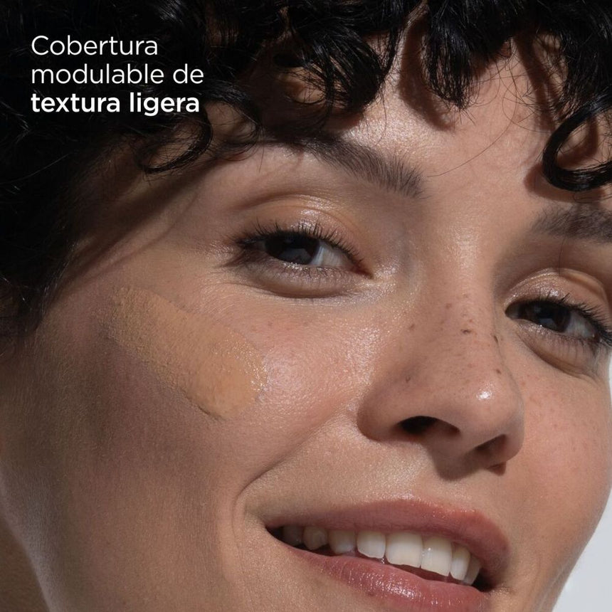 Base de maquillaje ISDIN Coverage SPF 50+ Golden 30 g