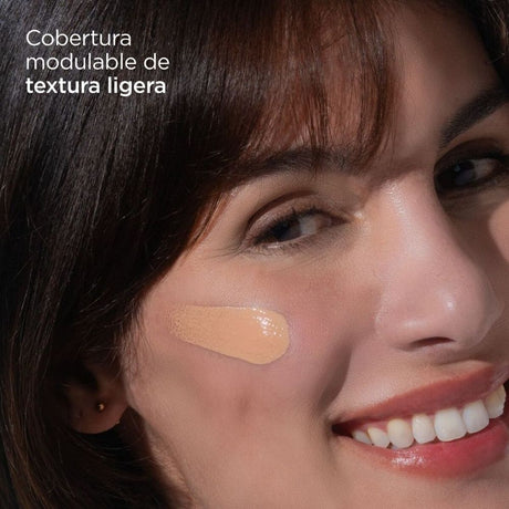 Base de maquillaje ISDIN Coverage SPF 50+ Sand 30 g